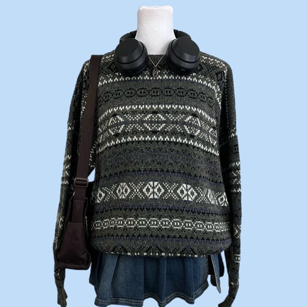 vintage 90s green striped indie skater grunge acrylic sweater